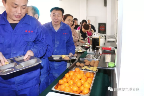 康德權(quán)食堂豪華自助餐來襲，據(jù)說全部出自內(nèi)部員工之手248.png